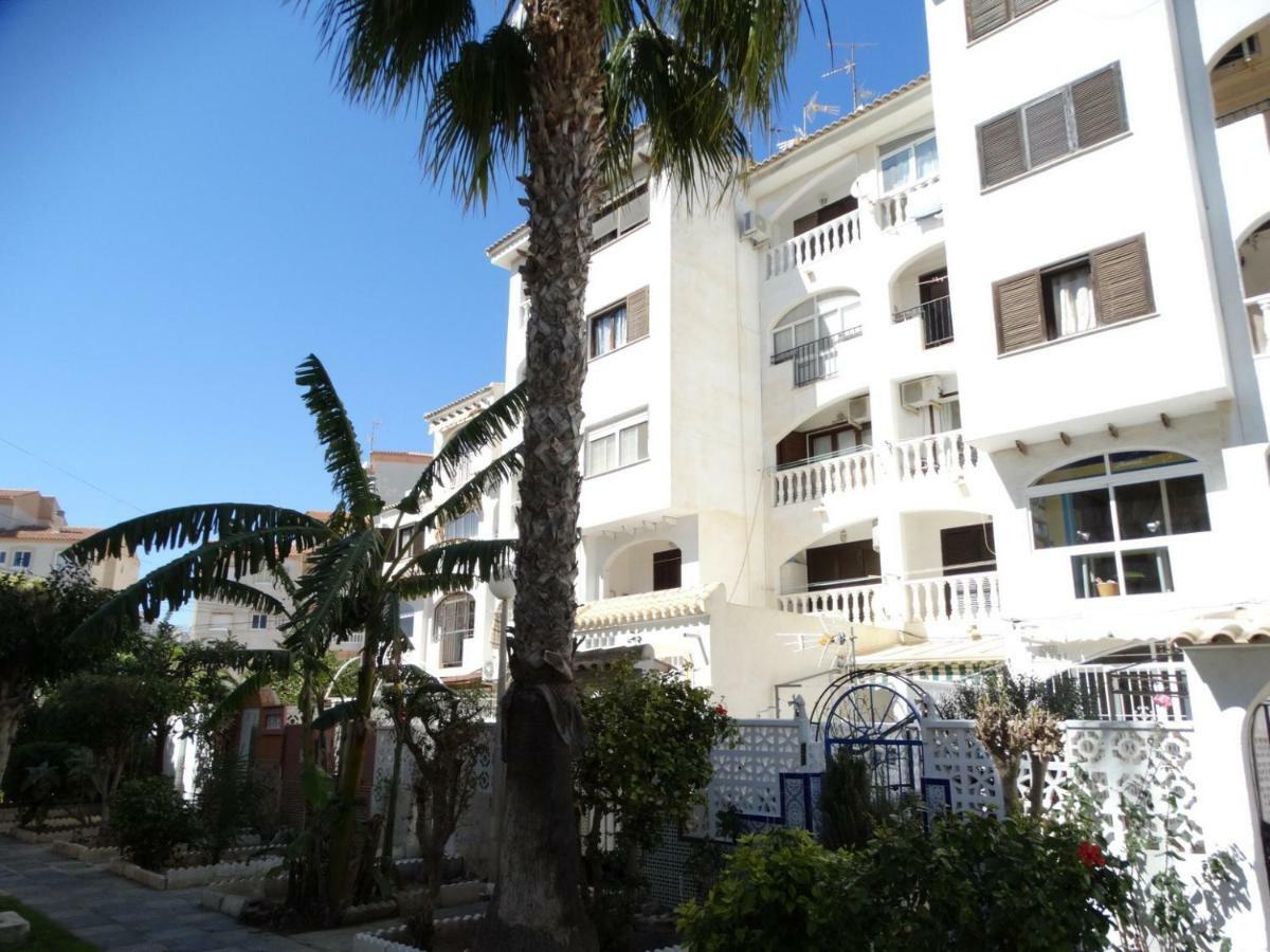Apartamento Inez ตอร์เรเวียคา ภายนอก รูปภาพ