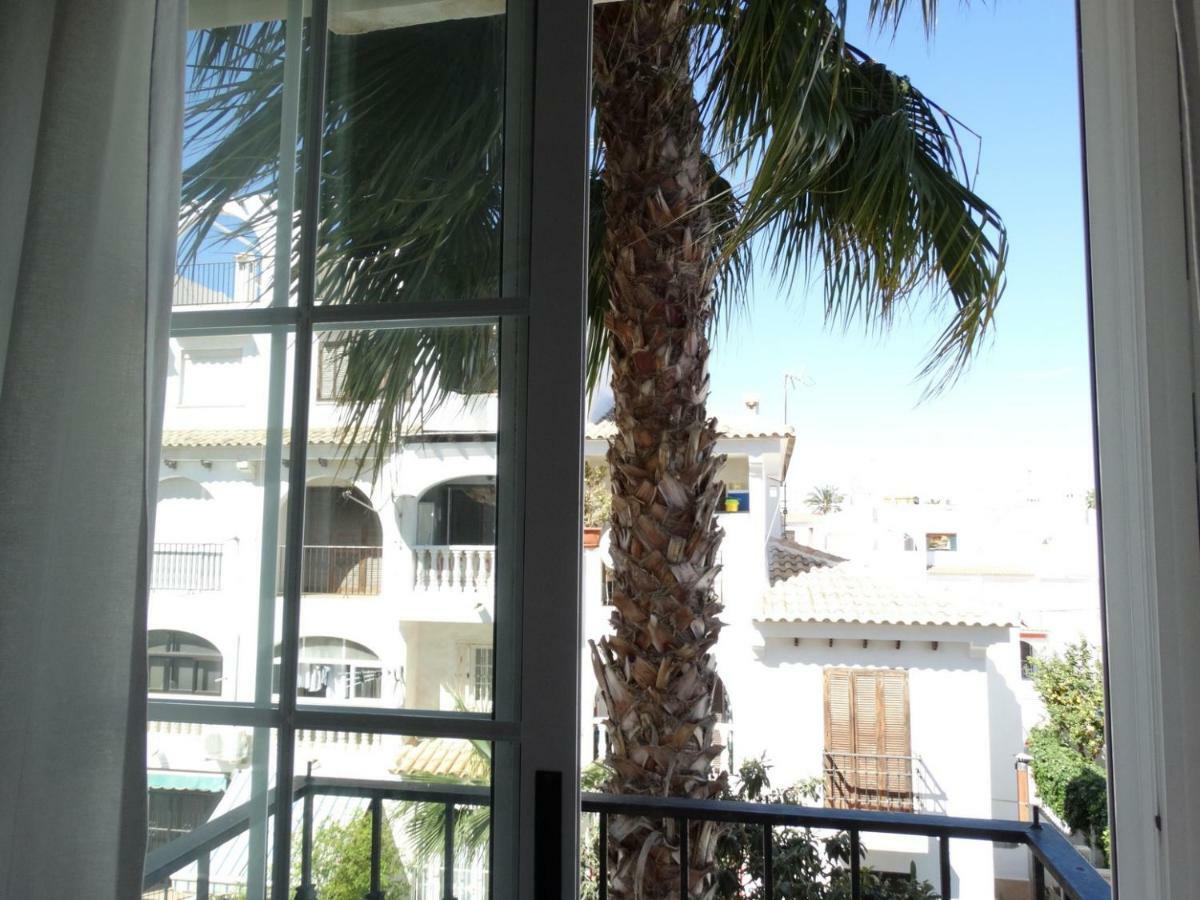 Apartamento Inez ตอร์เรเวียคา ภายนอก รูปภาพ